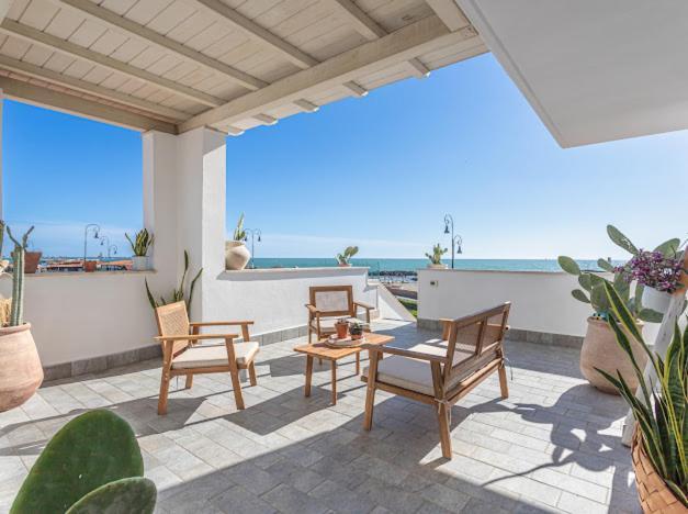 Casa Mira Luxury Sea House Fco Airport Daire Fiumicino Dış mekan fotoğraf