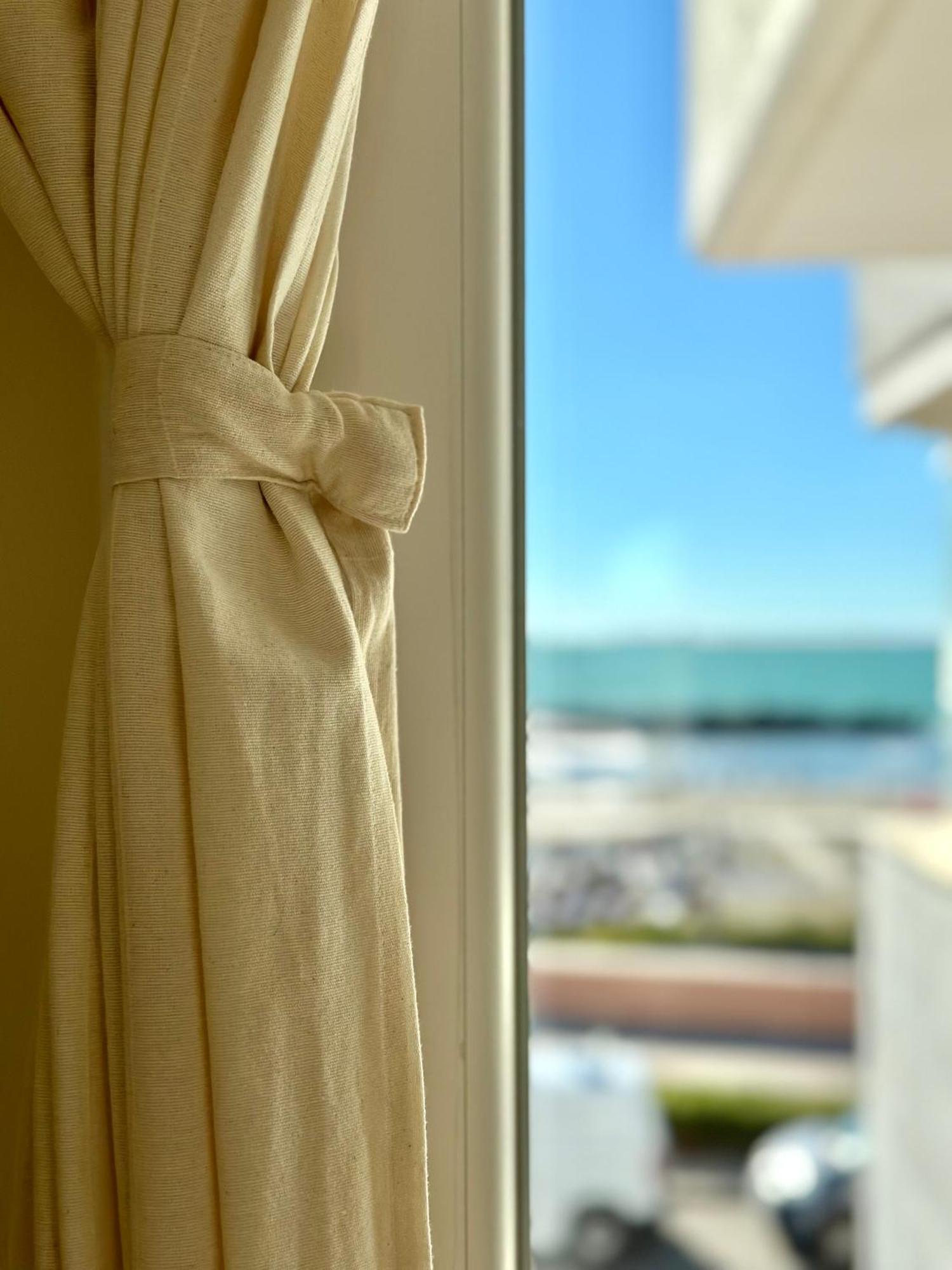 Casa Mira Luxury Sea House Fco Airport Daire Fiumicino Dış mekan fotoğraf